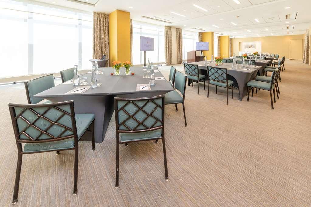 Hotel Arista Naperville Restaurant bilde